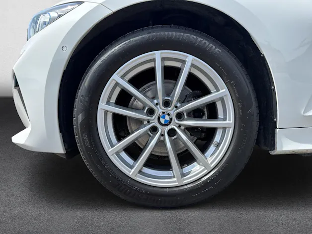BMW 320d xDrive Touring G21 (CH) AHK 1.8T