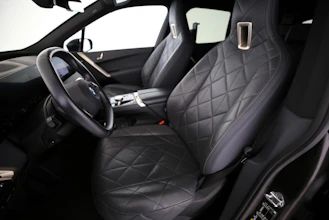 https://vehicle.imgix.net/4297498/0feb84bb-f997-4029-8f89-502f2d7ae9a0.jpg