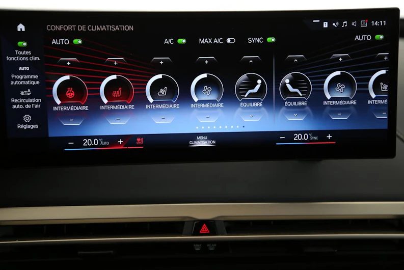 immagine del veicolo BMW iX