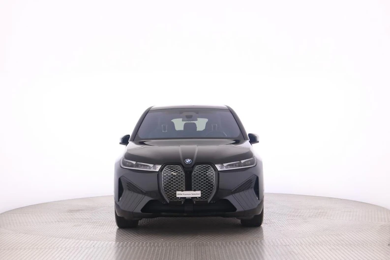 immagine del veicolo BMW iX