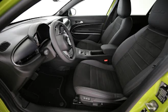 https://vehicle.imgix.net/4297535/5f45d140-ad2c-4cab-904c-8cb1bd59e937.jpg