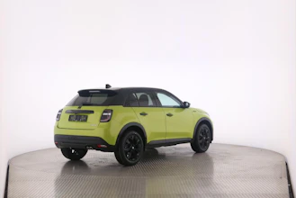 https://vehicle.imgix.net/4297535/df768412-cfaf-4d57-bd0b-d240f3a217db.jpg