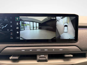 https://vehicle.imgix.net/4297539/f054600a-9f44-4261-9e8d-1c68355c3492.jpg