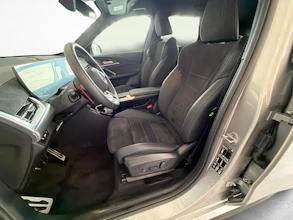 https://vehicle.imgix.net/4297540/14a903cd-3275-4d98-b15e-7895bed08143.jpg