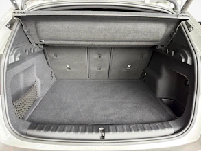 https://vehicle.imgix.net/4297540/4b219198-681c-4368-803f-441bd65106d3.jpg