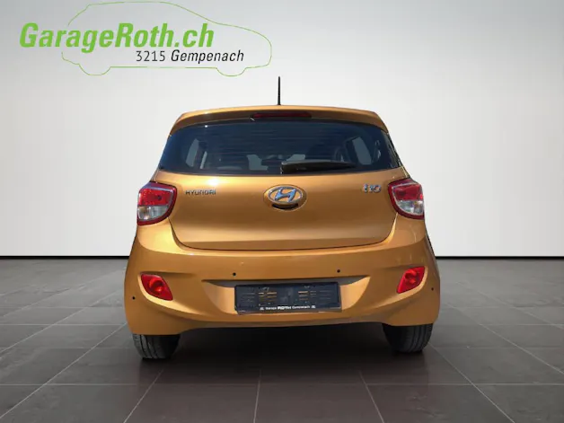 Hyundai i10 1.0 Amplia