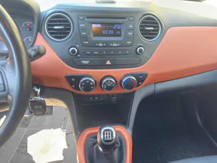 Hyundai i10 1.0 Amplia