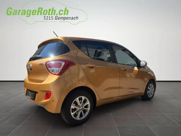 Hyundai i10 1.0 Amplia