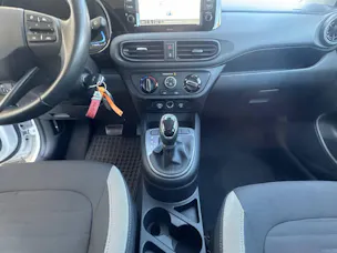 Hyundai i10 1.0 Launch
