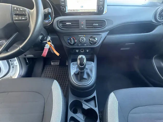 Hyundai i10 1.0 Launch