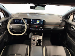 https://vehicle.imgix.net/4297617/0972aa17-d268-45e4-b42a-ff81461f78a3.jpg