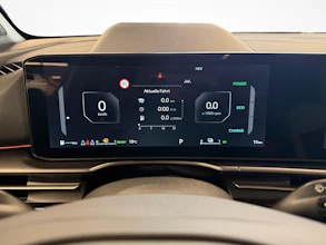 https://vehicle.imgix.net/4297617/233003a2-0d45-4750-8b02-e473656859d6.jpg