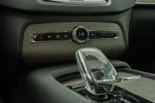 Volvo XC90 2.0 T8 TE XCLUSIVE Dark 7P. eAWD