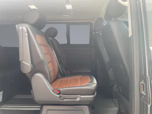 VW T6.1 Multivan 2.0 BI-TDI Highline DSG 4M / 204PS + Langer Radstand 3400mm