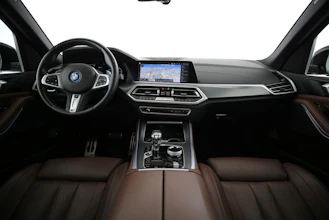 https://vehicle.imgix.net/4297643/77c91f3b-e663-4b94-8073-0a920f2423a1.jpg