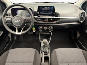 https://vehicle.imgix.net/4297701/700b6798-4b00-4c4d-9d7a-12e3dd1a50a7.jpg
