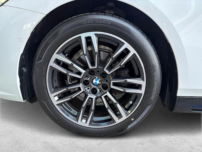 image du véhicule BMW 5 SERIES