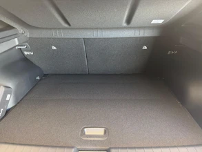 https://vehicle.imgix.net/4297746/64eed240-a266-4f76-ac7c-5dbbca450f94.jpg