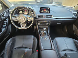 Mazda 3 2.2 D Revolution