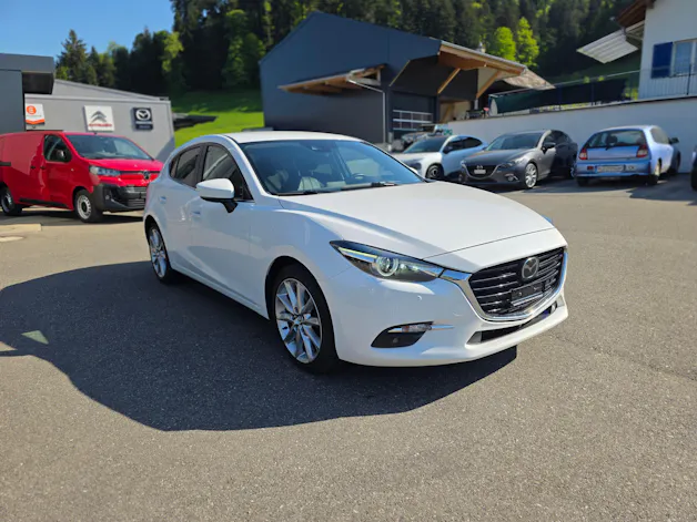 Mazda 3 2.2 D Revolution