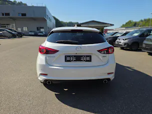 Mazda 3 2.2 D Revolution
