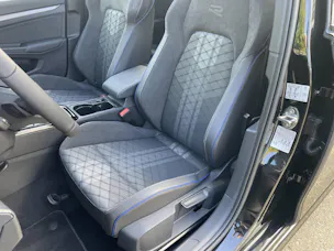 VW Golf VIII Variant 2.0 TSI R-Line DSG 4motion