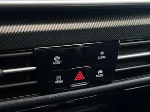 VW Golf VIII Variant 2.0 TSI R-Line DSG 4motion
