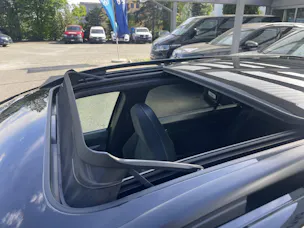 VW Golf VIII Variant 2.0 TSI R-Line DSG 4motion