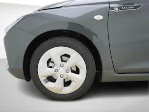 Suzuki Swift 1.2 Sakura Hybrid