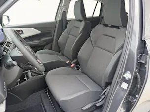 Suzuki Swift 1.2 Sakura Hybrid