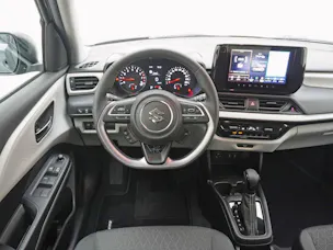 Suzuki Swift 1.2 Sakura Hybrid