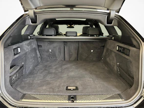 Fahrzeugbild BMW 520d xDrive Touring 48V M-Sport
