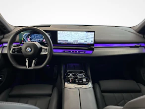 https://vehicle.imgix.net/4297792/b086a024-1c12-4fc3-b197-0afc0ea89ff3.jpg