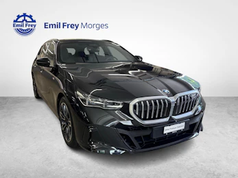 Fahrzeugbild BMW 520d xDrive Touring 48V M-Sport