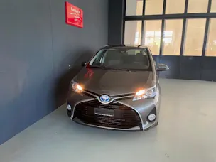 Toyota Yaris 1.5 VVT-i HSD Trend