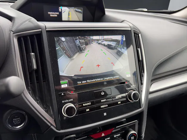 Subaru Forester Station 2.0i e-Boxer Swiss Plus