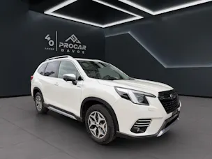 Subaru Forester Station 2.0i e-Boxer Swiss Plus