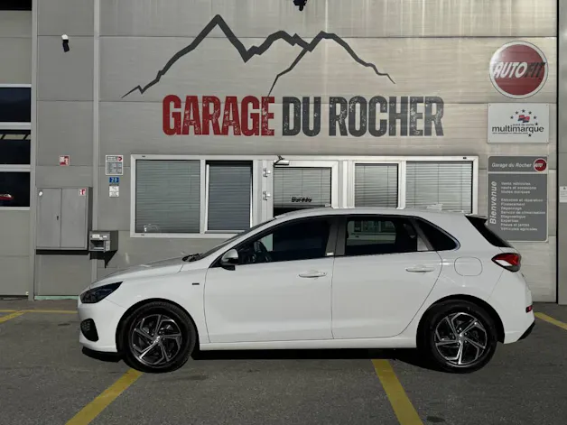 Hyundai i30 1.5 T-GDi Amplia