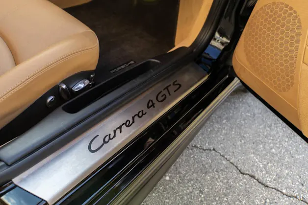 Porsche 911 Cabriolet 3.8 Carrera 4 GTS PDK