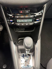 Fahrzeugbild PEUGEOT 208 1.2 PureTech Allure S/S