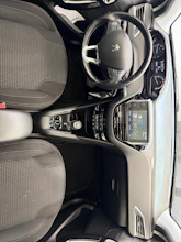 https://vehicle.imgix.net/4297874/64af0555-175d-4131-8cc6-5573ebbce04a.jpg