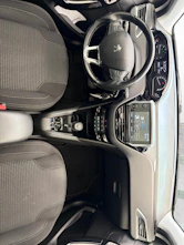 Fahrzeugbild PEUGEOT 208 1.2 PureTech Allure S/S