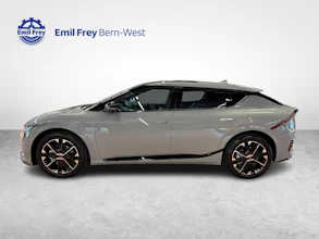 https://vehicle.imgix.net/4297918/d5e5bb93-ce45-459e-a0f6-033b2a61ffe0.jpg