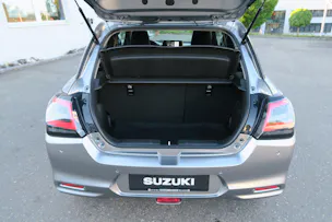 Suzuki Swift 1.2 Sakura Hybrid