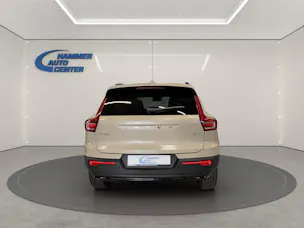 Volvo XC40 2.0 B4 MH Ultra Dark