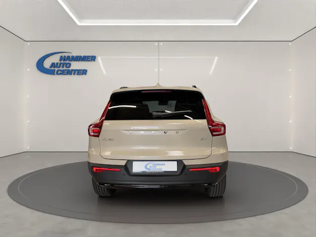 Volvo XC40 2.0 B4 MH Ultra Dark