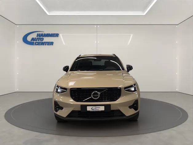 Volvo XC40 2.0 B4 MH Ultra Dark