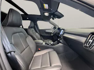 Volvo XC40 2.0 B4 MH Ultra Dark
