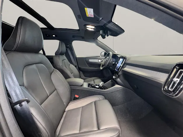 Volvo XC40 2.0 B4 MH Ultra Dark