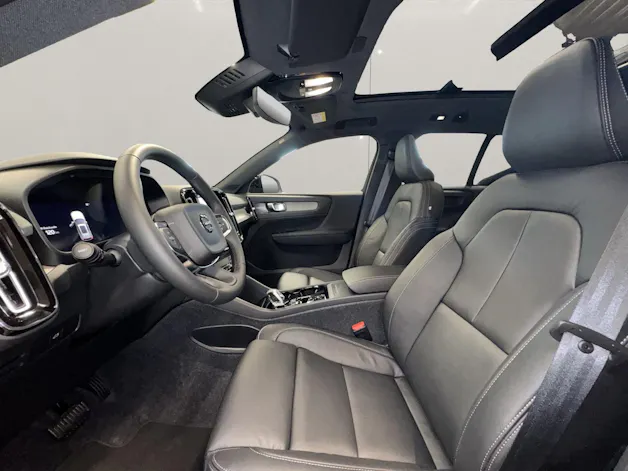 Volvo XC40 2.0 B4 MH Ultra Dark